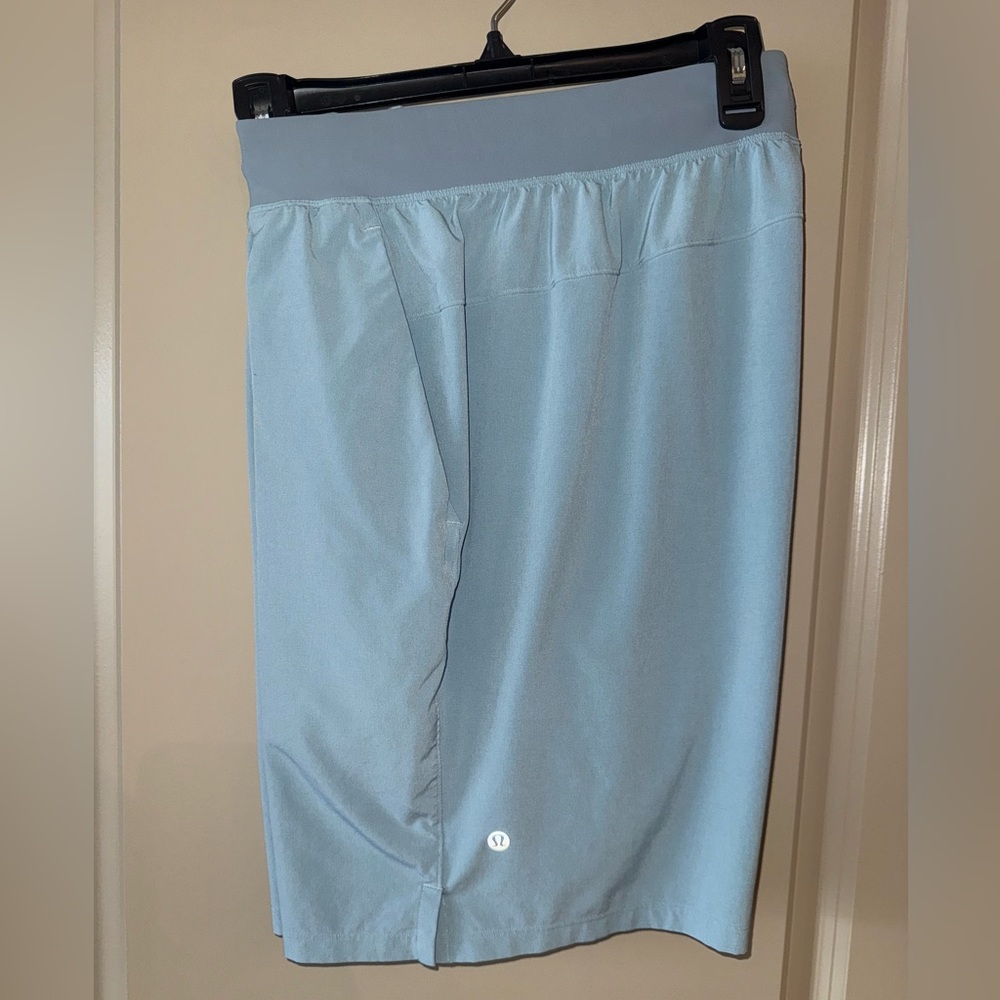 Lululemon Men’s Non-Liner Shorts, size XL